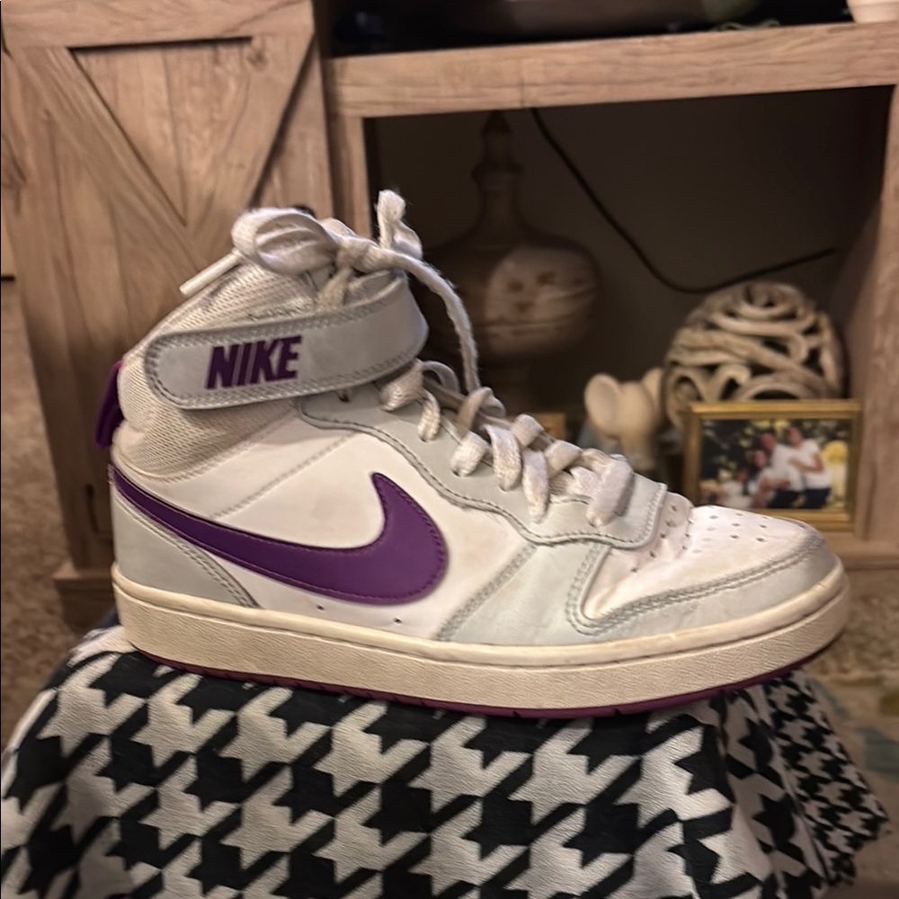 Nike Women's High-Top Sneakers - White and Purple